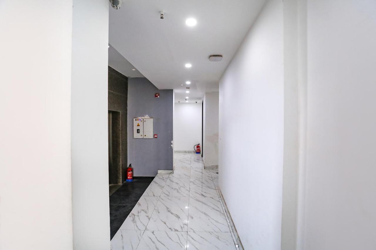 Fabhotel Vat - Meera Bagh Delhi Kültér fotó