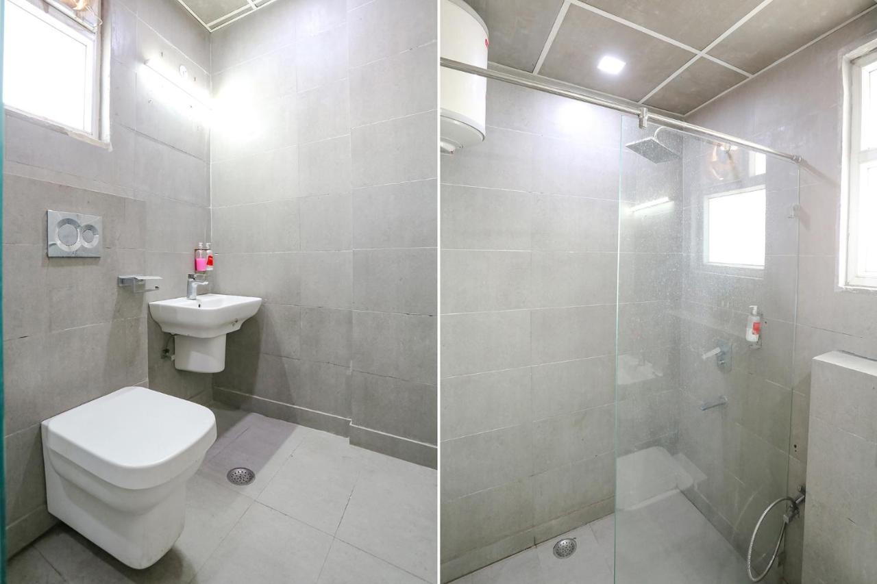 Fabhotel Vat - Meera Bagh Delhi Kültér fotó
