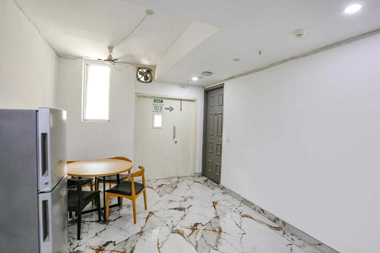 Fabhotel Vat - Meera Bagh Delhi Kültér fotó